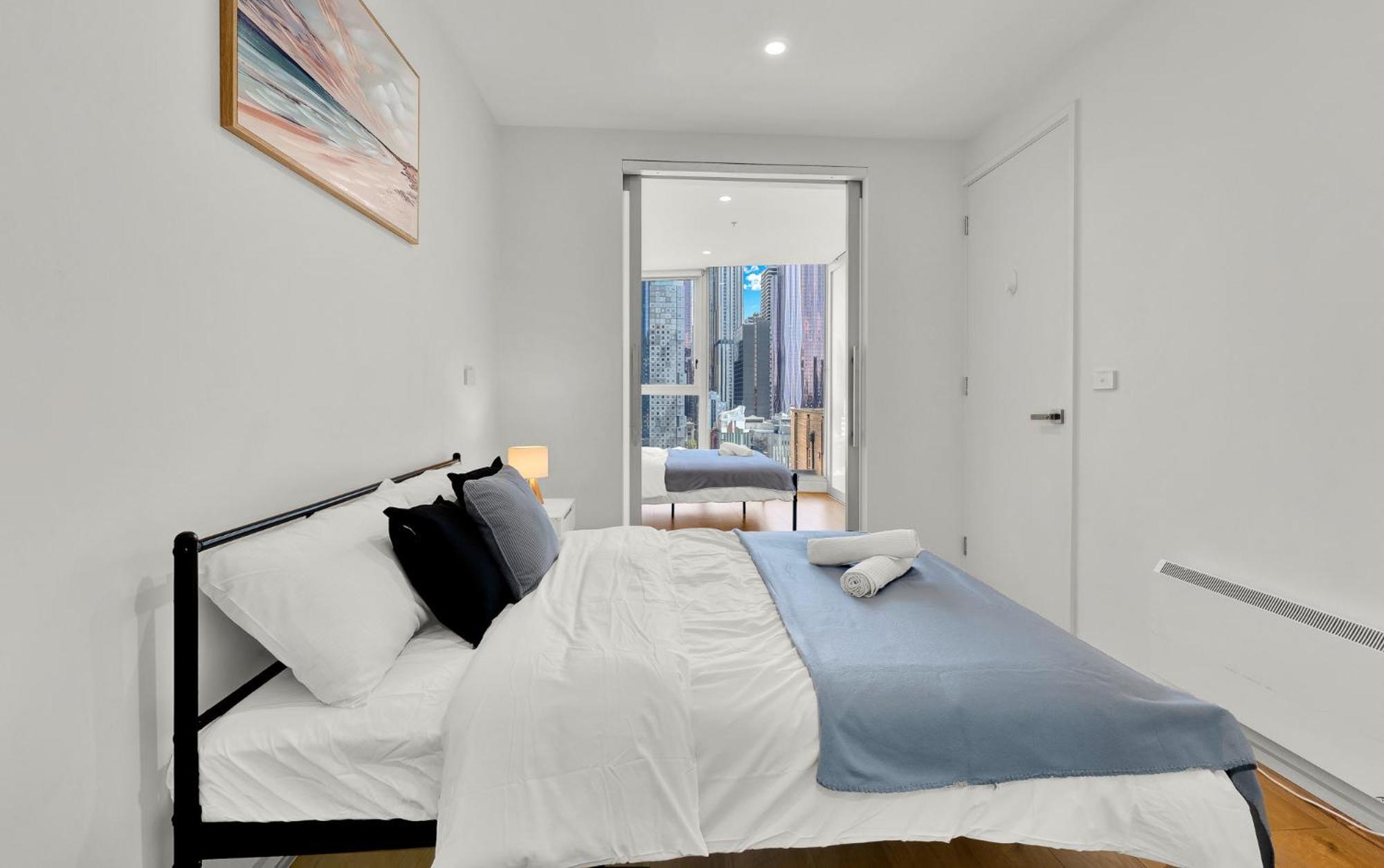 Breathtaking Views - Elegant - Location Apartment Melbourne