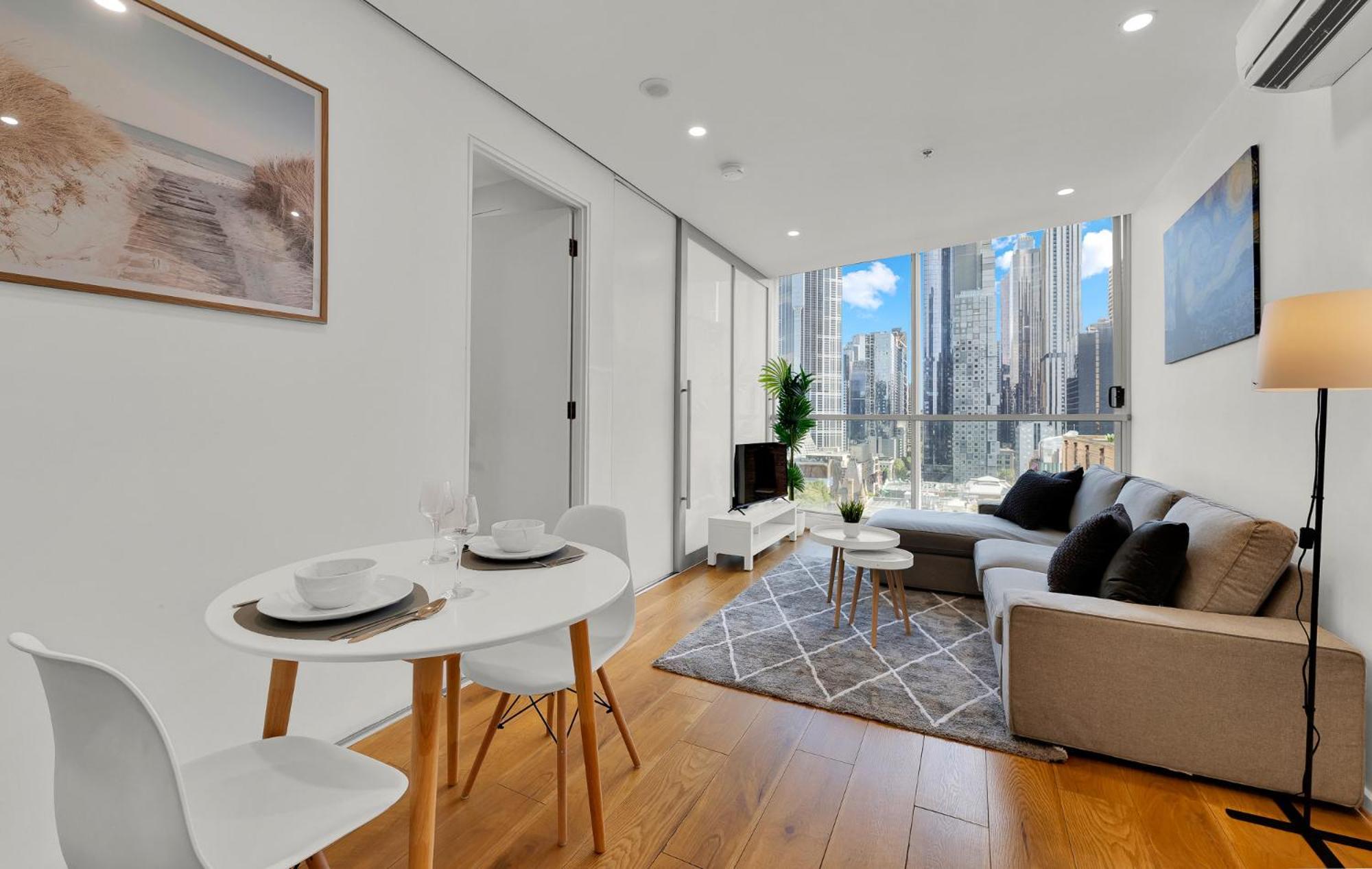 Breathtaking Views - Elegant - Location * Melbourne