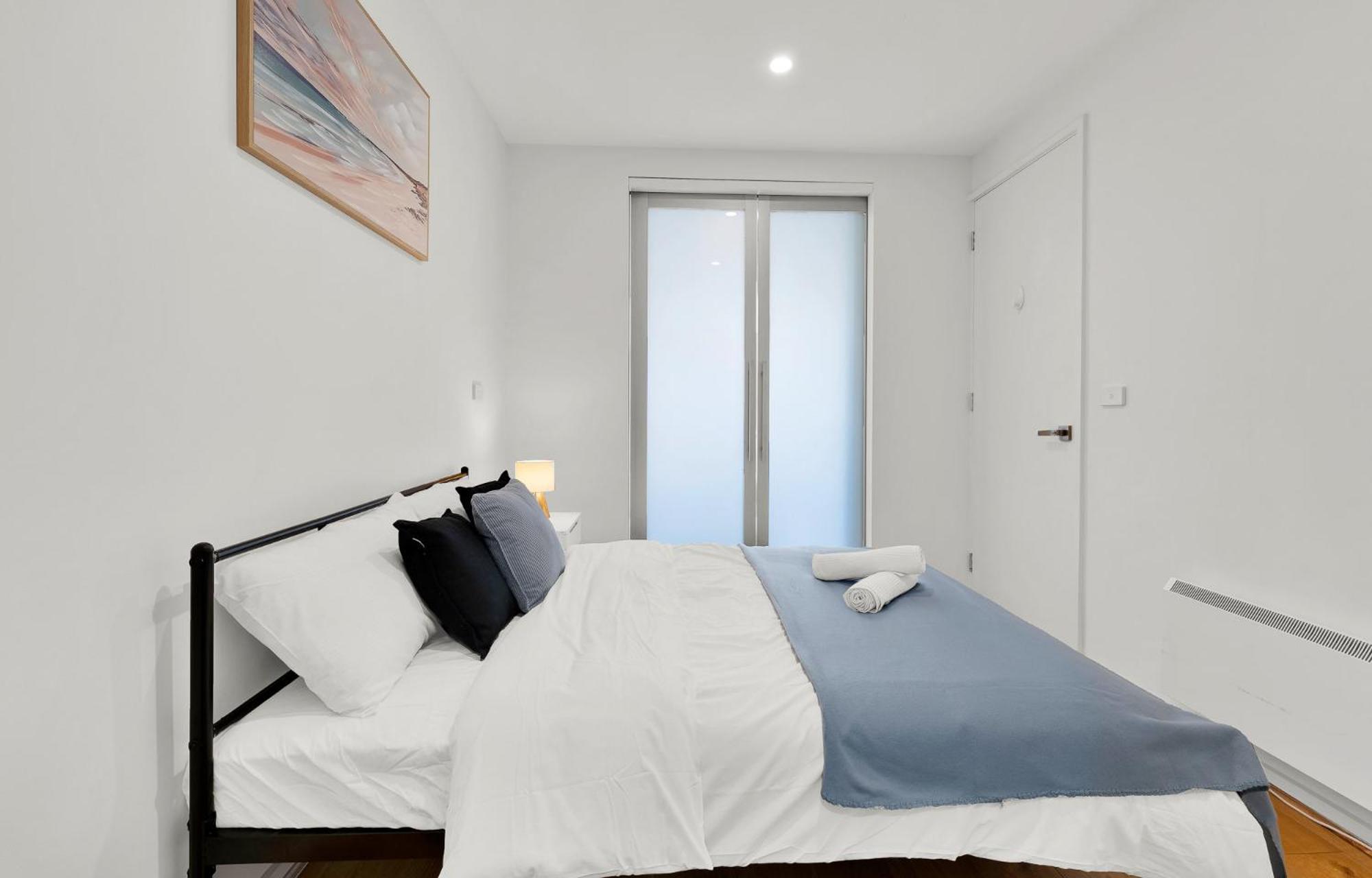 Apartment Breathtaking Views - Elegant - Location Melbourne