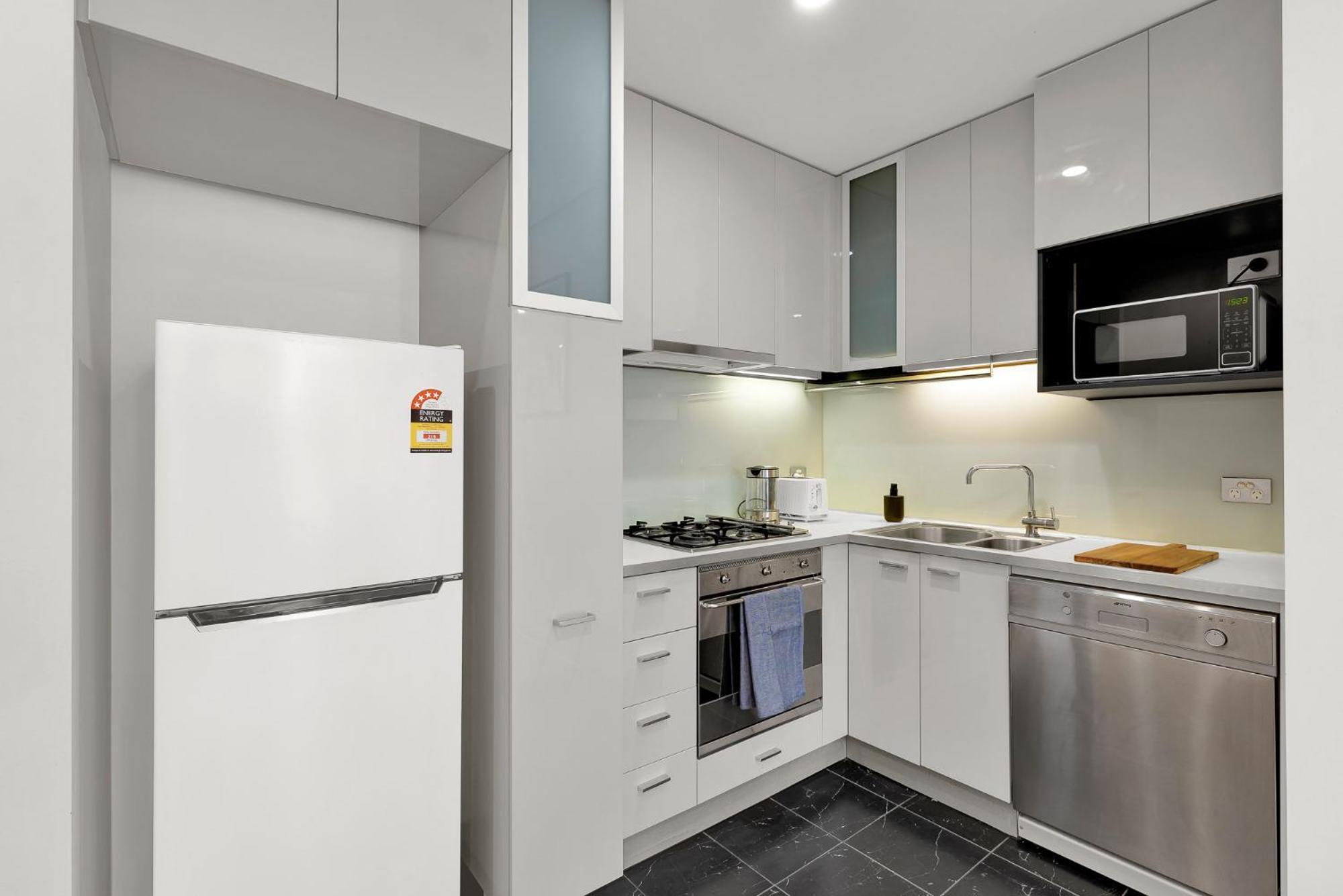 Apartment Breathtaking Views - Elegant - Location Melbourne