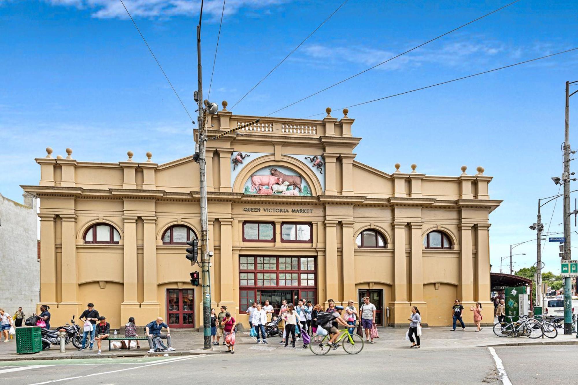 Breathtaking Views - Elegant - Location Melbourne